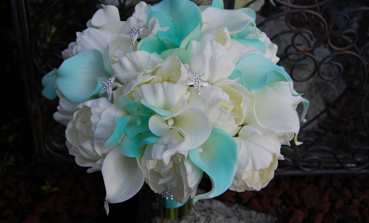 tiffany blue wedding flowers